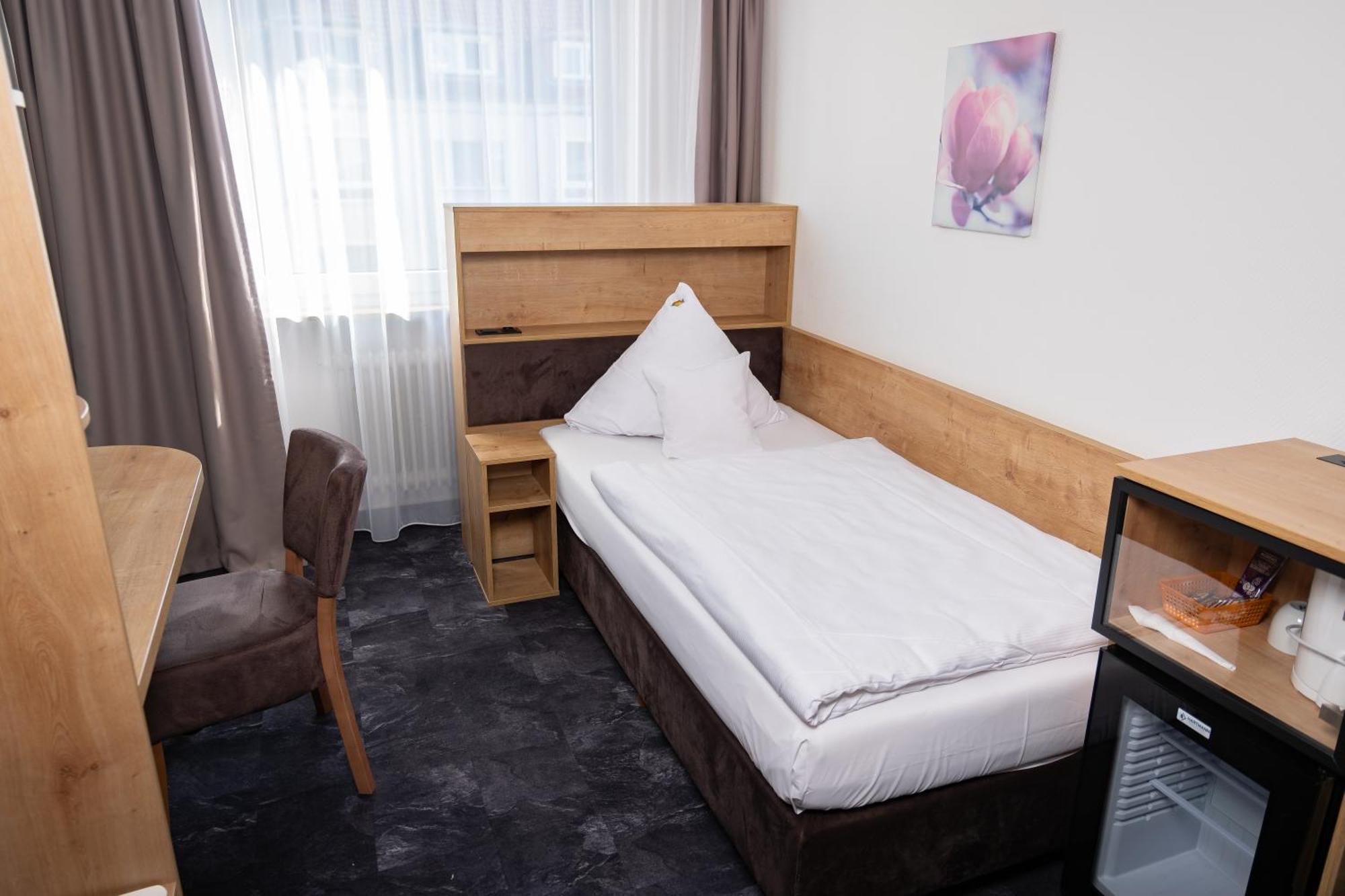 Hotel Alpha Hannover Ngoại thất bức ảnh